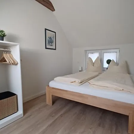 Haus 1795 Schwalbennest Сasa de vacaciones Wustrow (Fischland)